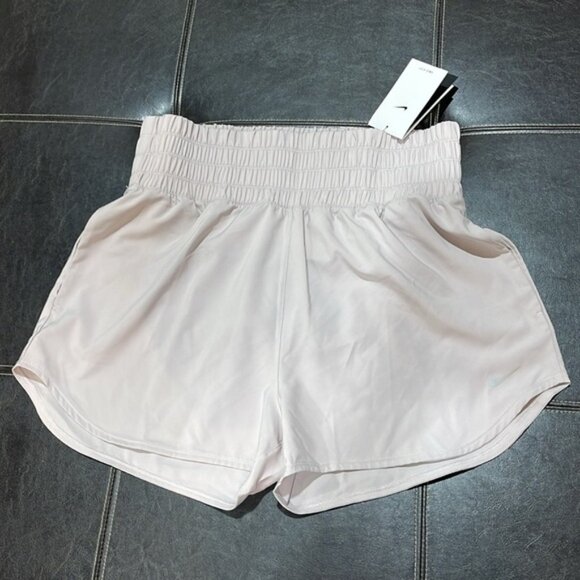 Nike Women's One Dri-FIT Ultra High-Waisted 3" Brief-Lined Shorts - Picture 4 of 9